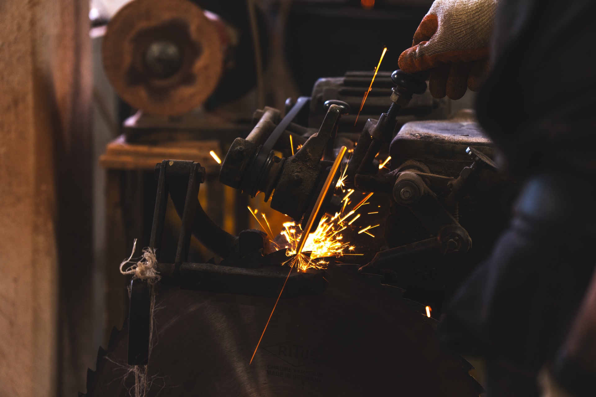 La Lavorazione della Radica